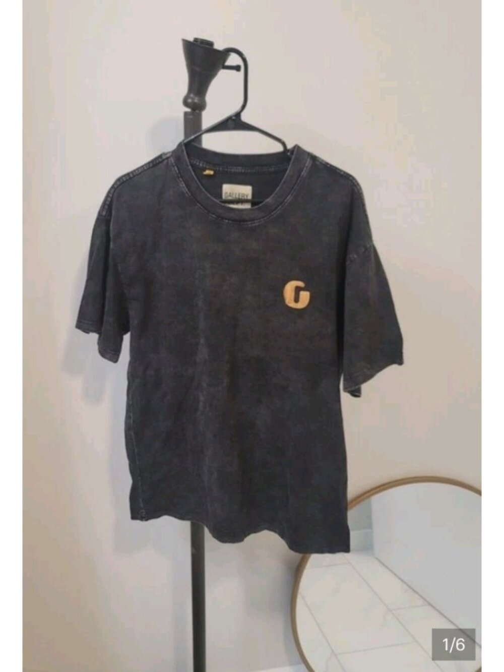 Gallery Dept. Hollywood CA Short Sleeve Graphic T-Shirt Gray Small